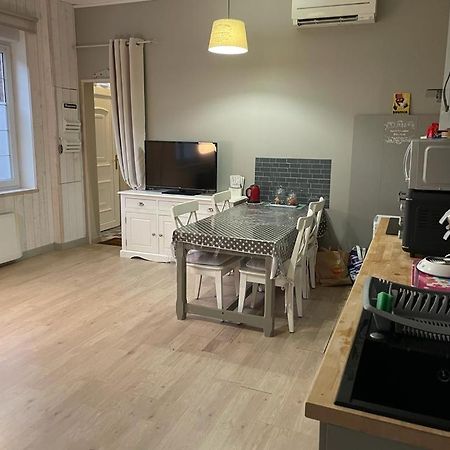 Hotel Le Cedre Bleu Liévin Zewnętrze zdjęcie