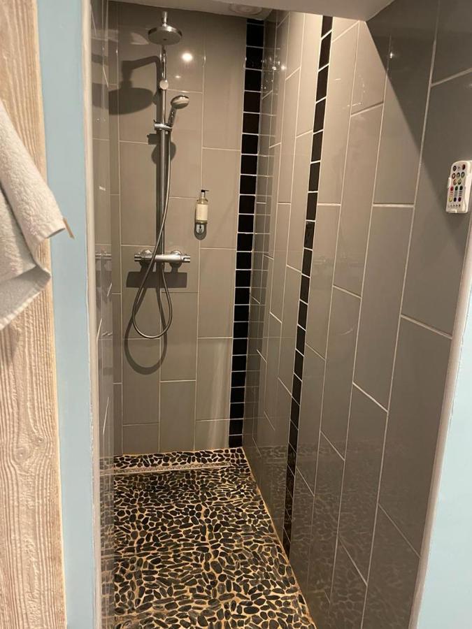 Hotel Le Cedre Bleu Liévin Zewnętrze zdjęcie